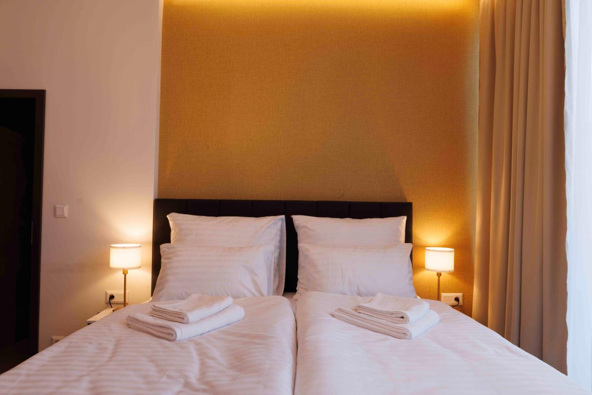 Villa Mala Praha Experience In The Center Of 질리나 외부 사진