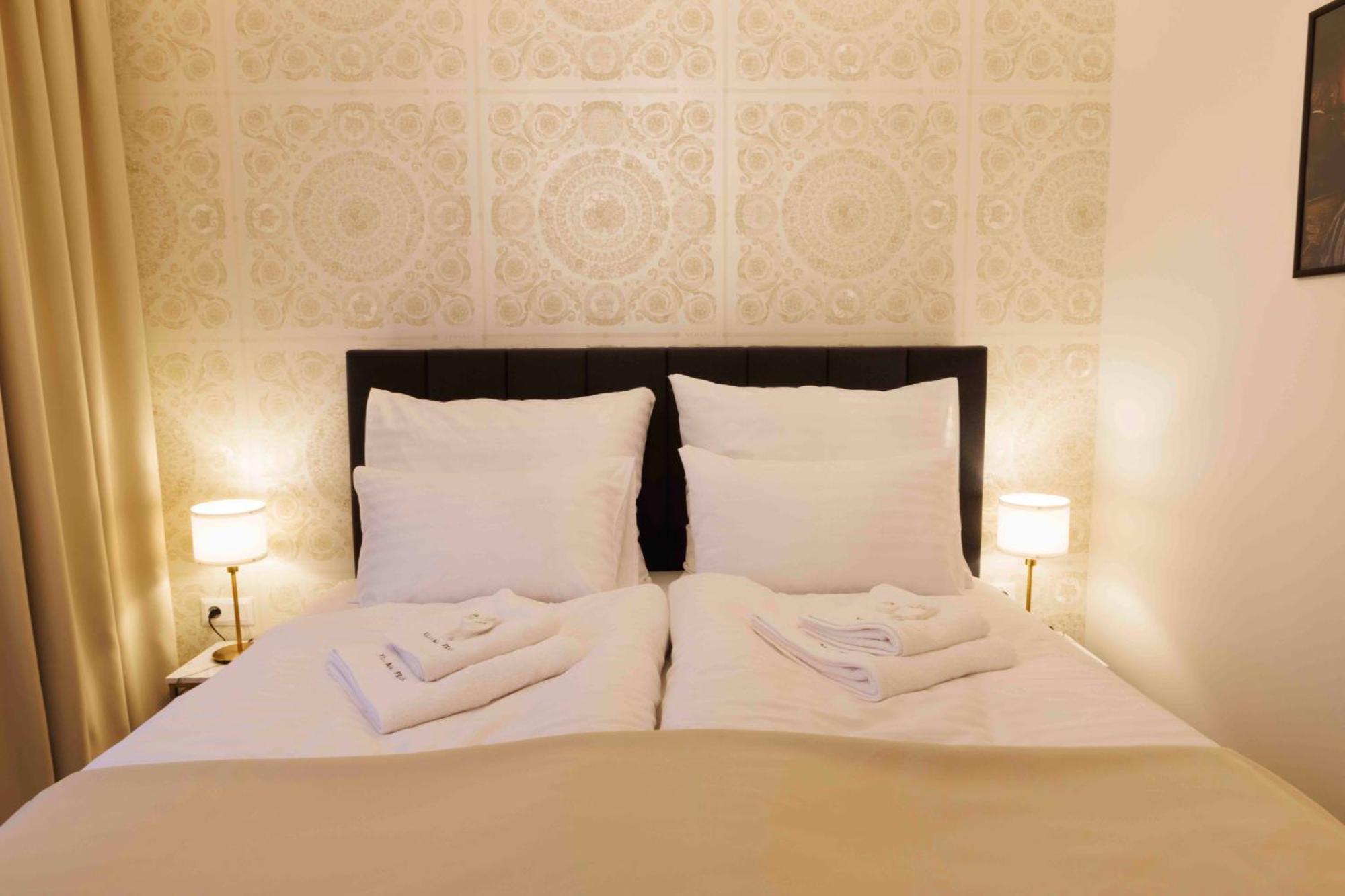 Villa Mala Praha Experience In The Center Of 질리나 외부 사진