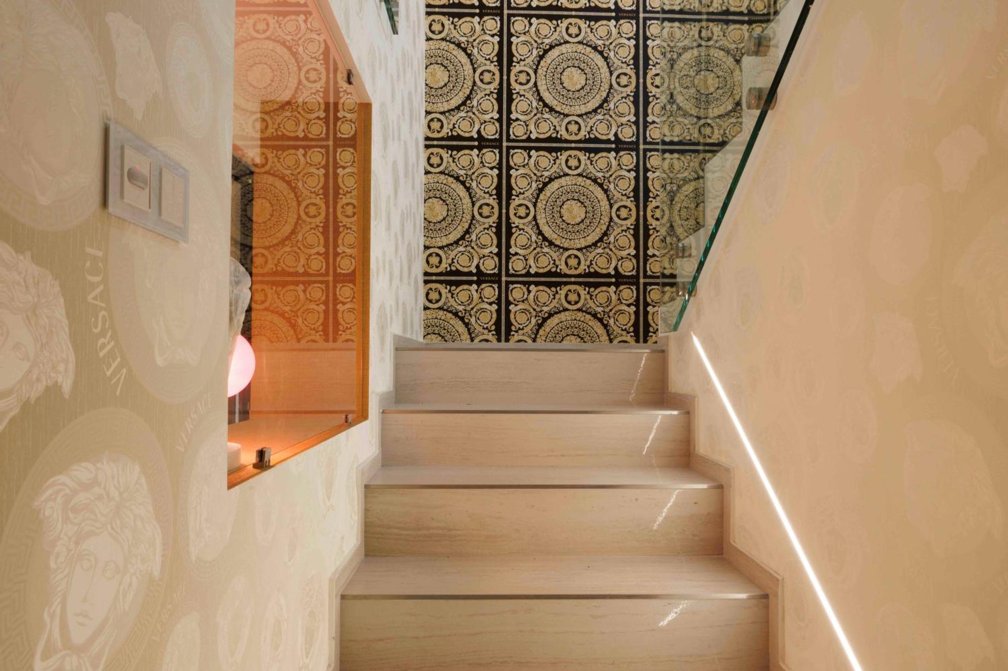 Villa Mala Praha Experience In The Center Of 질리나 외부 사진